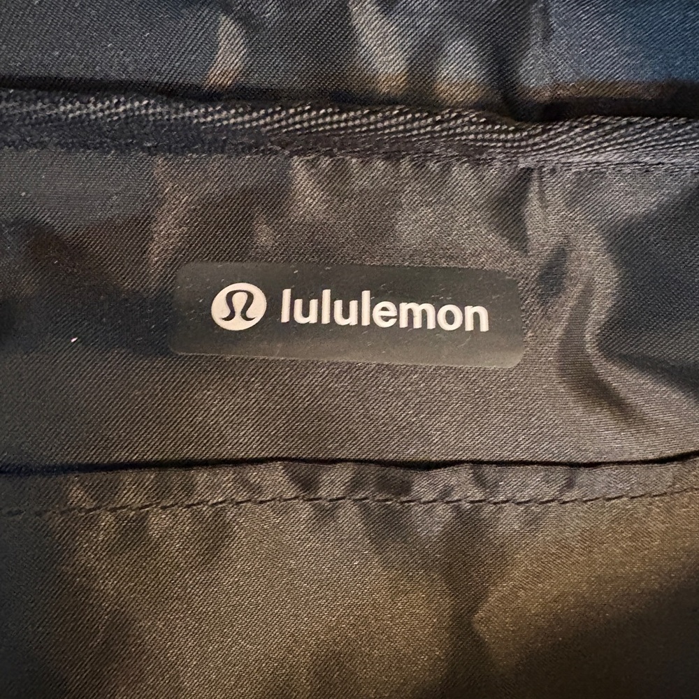 lululemon large classic belt bag black - Picture 7 of 8